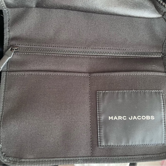 Marc Jacobs The Canvas Medium Tote Bag W/ Adjustable Strap - Picture 8 of 10